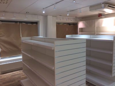 Sverige, 32 Piteå - levering og montering av handelsutstyr 13
